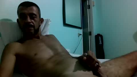 Snapshot of roadsidepicnic01 chatting on 14, 10, 2025 Daddy online show from 14, 10, 2025