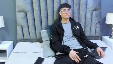 Roan Birkin online show from 11, 3, 2025