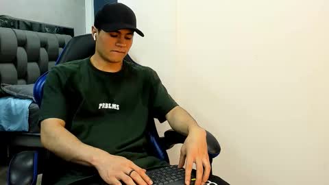 Roan Birkin online show from 7, 11, 2025