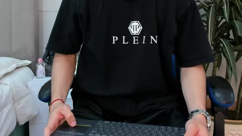 Roan Birkin online show from 27, 4, 2026