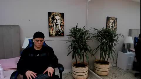 Roan Birkin online show from 9, 6, 2026
