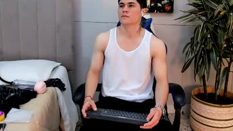 Roan Birkin online show from 22, 7, 2026
