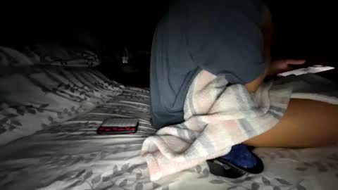 roarmance1 online show from 24, 11, 2025