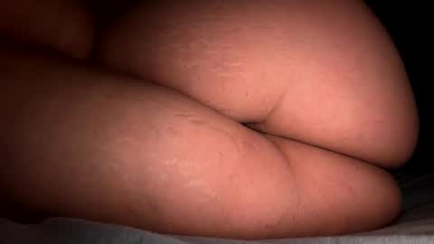 roarmance1 online show from 15, 3, 2026