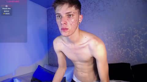 Snapshot of robbinblaze chatting on 11, 9, 2025 Robbin online show from 11, 9, 2025