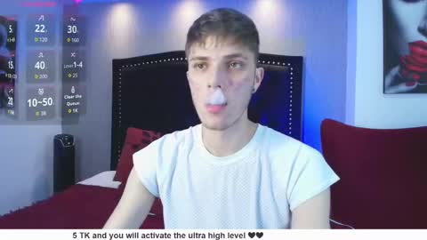 Snapshot of robbinblaze chatting on 5, 10, 2025 Robbin online show from 5, 10, 2025