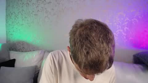 Snapshot of robbinblaze chatting on 9, 1, 2026 Robbin online show from 9, 1, 2026