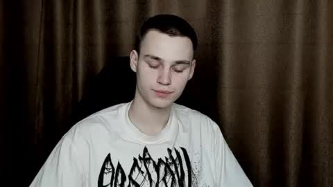 robert10211 online show from 10, 2, 2025