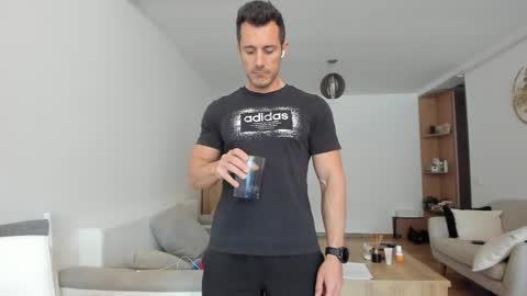 roberto4ever online show from 24, 4, 2026