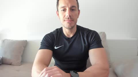 roberto4ever online show from 25, 4, 2026