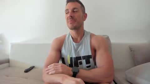 roberto4ever online show from 10, 6, 2026