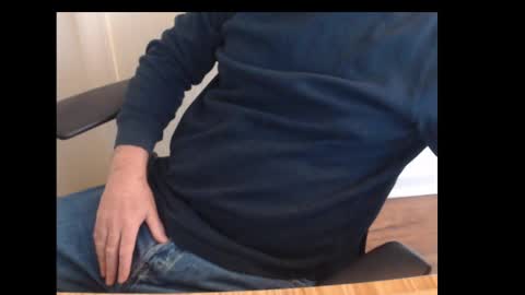 robidan6923 online show from 28, 1, 2025