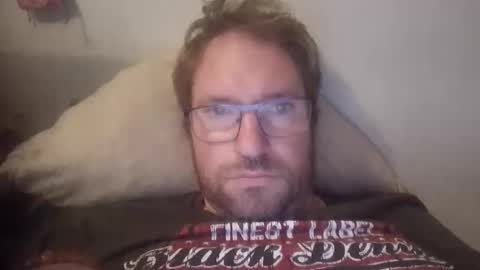 robinouhot online show from 18, 11, 2025