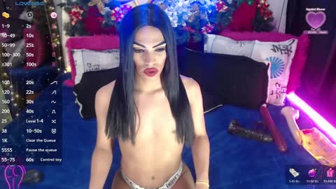 Margot Ferrer online show from 28, 1, 2025