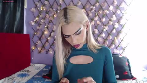 Margot Ferrer online show from 28, 4, 2026