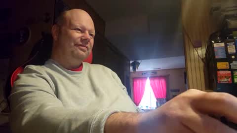 Robo Nuts online show from 26, 1, 2025