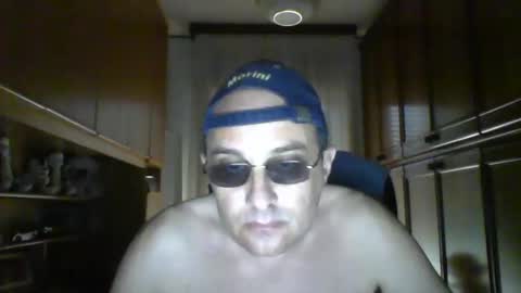 robertino online show from 9, 3, 2025