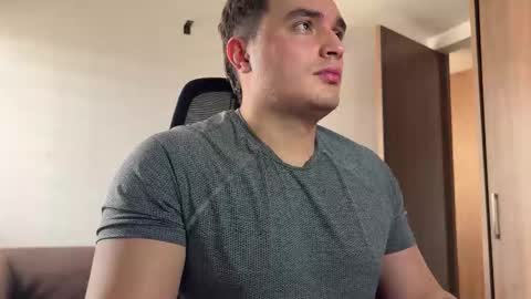 ROBYN online show from 3, 2, 2026