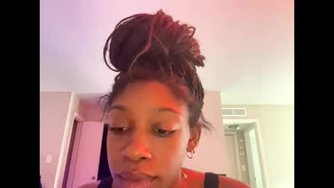 Snapshot of robynthegoddess chatting on 29, 3, 2026 robynthegoddess online show from 29, 3, 2026