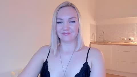 Snapshot of rock__baby chatting on 24, 12, 2024 rock__baby online show from 24, 12, 2024