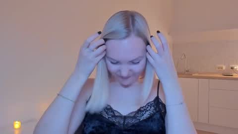 Snapshot of rock__baby chatting on 4, 1, 2025 rock__baby online show from 4, 1, 2025