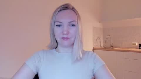 Snapshot of rock__baby chatting on 6, 3, 2025 rock__baby online show from 6, 3, 2025