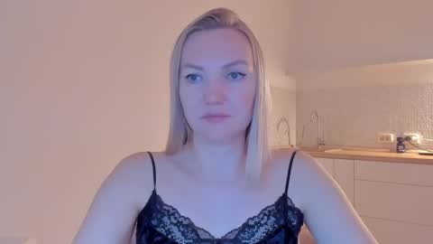 Snapshot of rock__baby chatting on 11, 3, 2025 rock__baby online show from 11, 3, 2025