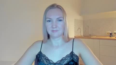 Snapshot of rock__baby chatting on 8, 11, 2025 rock__baby online show from 8, 11, 2025