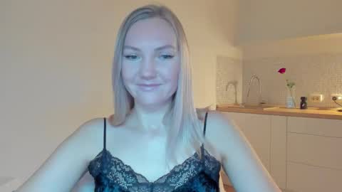 Snapshot of rock__baby chatting on 22, 11, 2025 rock__baby online show from 22, 11, 2025