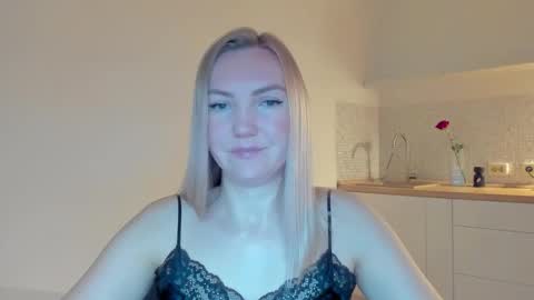 Snapshot of rock__baby chatting on 23, 11, 2025 rock__baby online show from 23, 11, 2025