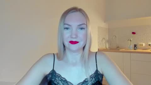 Snapshot of rock__baby chatting on 27, 11, 2025 rock__baby online show from 27, 11, 2025