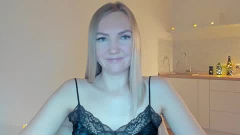 Snapshot of rock__baby chatting on 11, 1, 2026 rock__baby online show from 11, 1, 2026