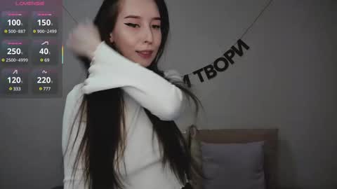 Snapshot of rocketsgirl chatting on 25, 2, 2025 rocketsgirl online show from 25, 2, 2025