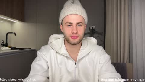 Snapshot of rodrigoveira chatting on 11, 12, 2024 Rodrigo online show from 11, 12, 2024