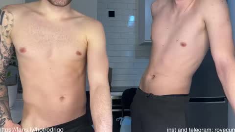 Snapshot of rodrigoveira chatting on 5, 3, 2025 Rodrigo online show from 5, 3, 2025