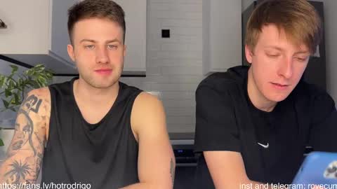 Snapshot of rodrigoveira chatting on 6, 3, 2025 Rodrigo online show from 6, 3, 2025