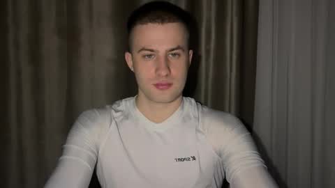 Snapshot of rodrigoveira chatting on 3, 10, 2025 Rodrigo online show from 3, 10, 2025