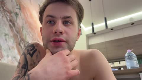 Snapshot of rodrigoveira chatting on 28, 4, 2026 Rodrigo online show from 28, 4, 2026