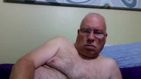 rodstud641 online show from 20, 10, 2025