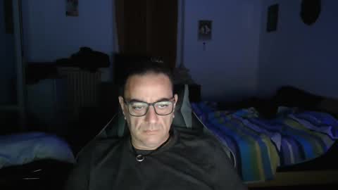 rogerrabbit2023 online show from 16, 9, 2025