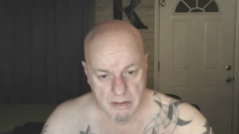 Snapshot of roinaz chatting on 8, 7, 2026 roinaz online show from 8, 7, 2026