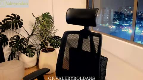 Valery Roldans online show from 20, 2, 2025