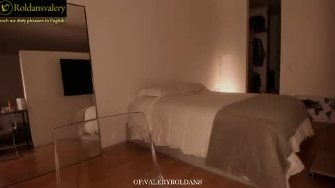 Valery Roldans online show from 23, 4, 2026