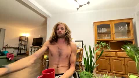 Snapshot of rollinintheweeds chatting on 28, 9, 2025 Rollinintheweeds online show from 28, 9, 2025