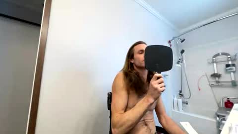 Snapshot of rollinintheweeds chatting on 10, 1, 2026 Rollinintheweeds online show from 10, 1, 2026