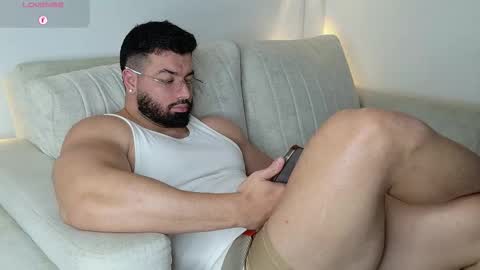 Roman Lux online show from 26, 11, 2025