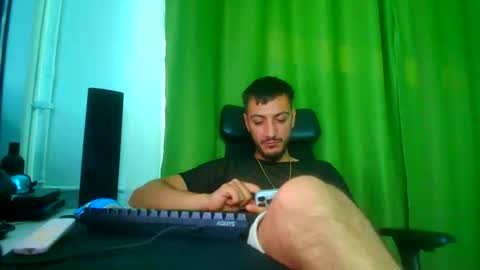Snapshot of romaniamaster1 chatting on 5, 6, 2026 romaniamaster1 online show from 5, 6, 2026