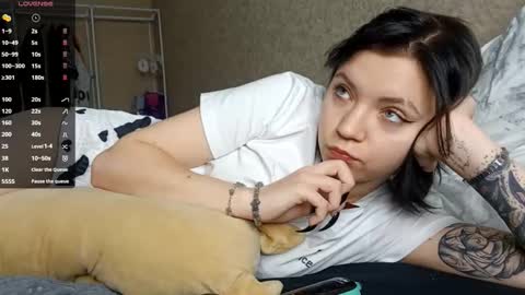 Snapshot of romeliahastert chatting on 22, 10, 2025 Anica online show from 22, 10, 2025