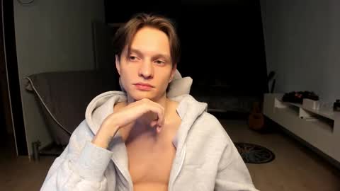 Romeo online show from 10, 3, 2026