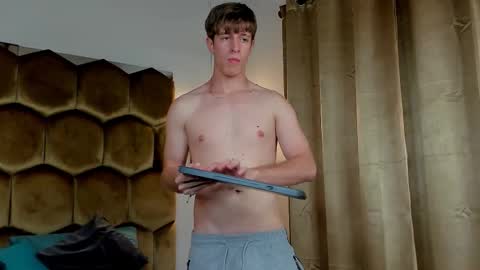 Romeo Ricci online show from 5, 2, 2026